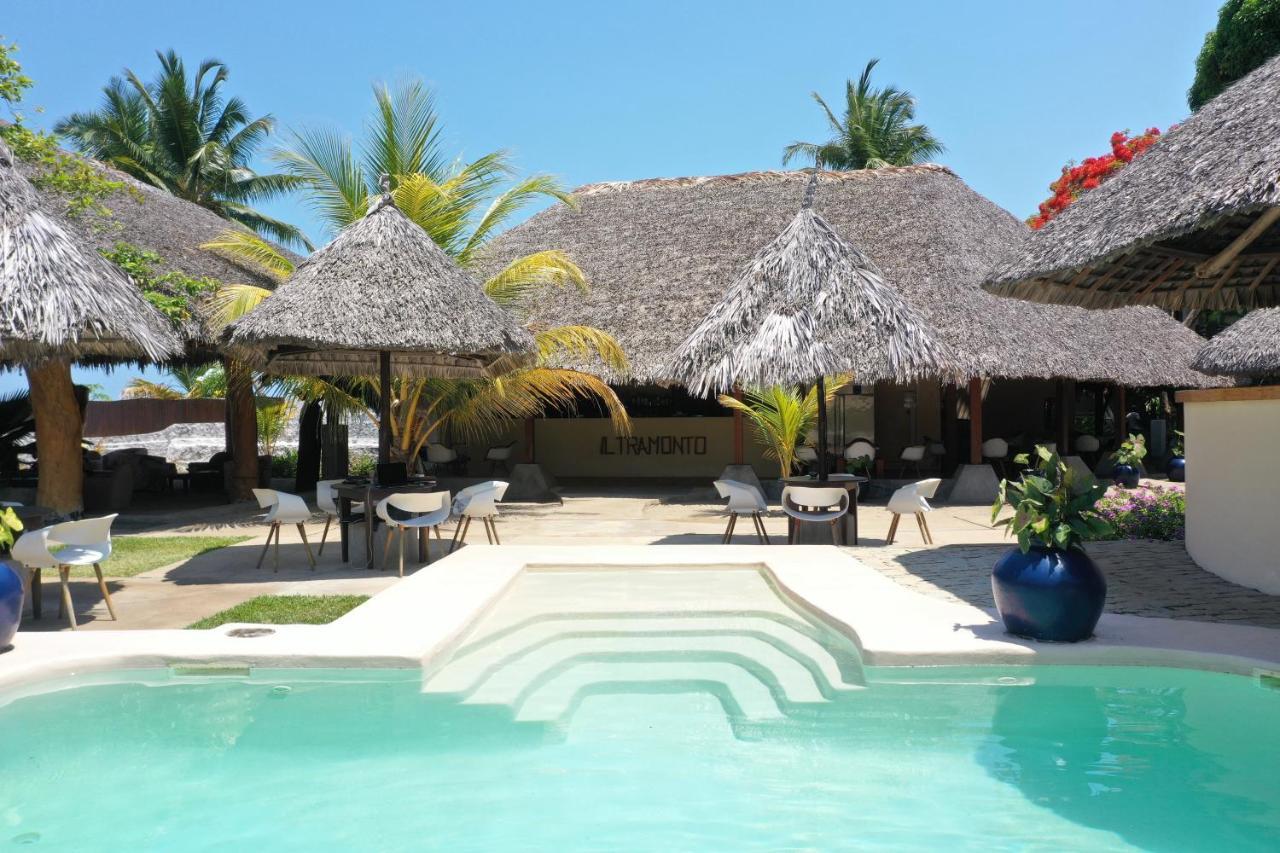 Nosy Be Hotel & Spa Ambondrona  Exterior foto